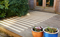 How to make your garden non-slip. How to make your garden non-slip.