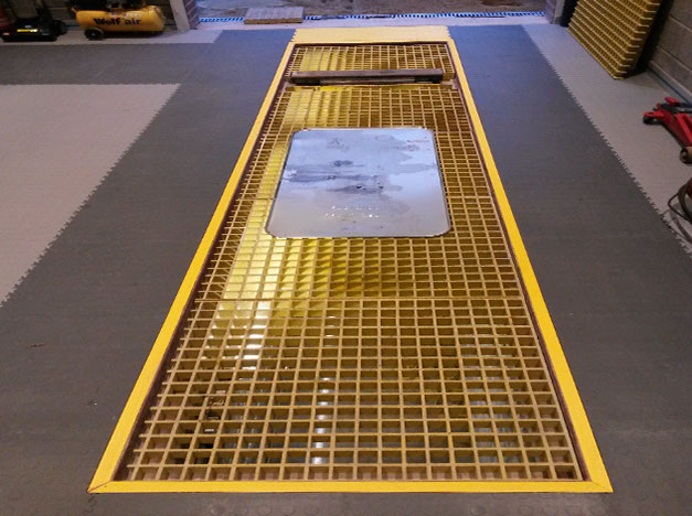 Garage inspection pit cover, extremely hard wearing, durable, corrosion resistant and low maintenance. Garage inspection pit cover, extremely hard wearing, durable, corrosion resistant and low maintenance.