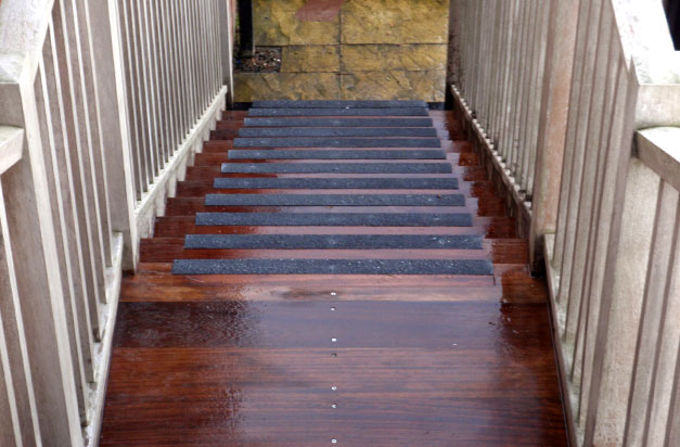 Stairs can be used straight after installation, keeping disruption to a minimum. Anti slip stair nosings non slip building entrance steps installation.