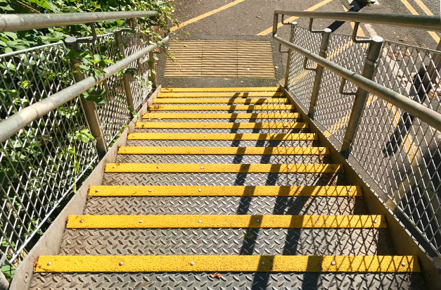 Anti slip stair nosing metal stairway installation. Anti slip stair nosing metal stairway installation.